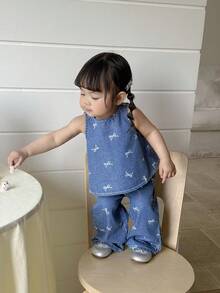 SHEIN 女宝宝蝴蝶结印花圆领上衣搭配牛仔裤，休闲日常穿搭 - 淺色水洗藍 - 查看 6