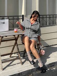 GalTyme 大码女式格子收腰衬衫短裤两件套，春夏款 - 黑與白 - 查看 6