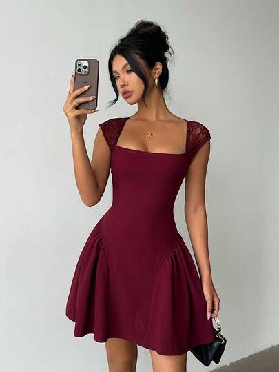 Aloruh Đầm ngắn tay phối ren màu tím đỏ, thanh lịch