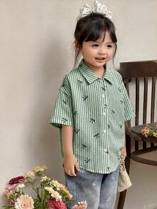 SHEIN Little Byeori 女童休闲舒适条纹领开襟宽松短袖镂空后背梭织衬衫 - 綠色 - 查看 7