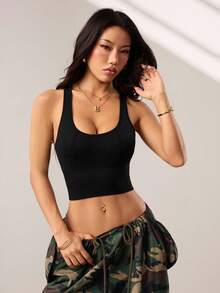 Dewbera Seamless Sports Bra, Fitted Sports Bra, Sports Camisole Bra - Black - View 1