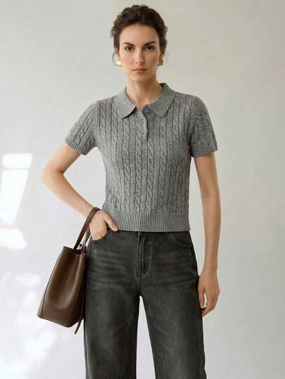 Uhlyne Uhlyne Bộ đồ đôi phong cách cổ điển, áo và áo khoác cardigan bằng sợi len giả, đơn giản, thanh lịch, phù hợp mặc hàng ngày đi làm, màu xám, dành cho nữ. Áo tay ngắn cổ bẻ nhỏ, cài nửa khuy, kết hợp với áo khoác cardigan tay dài có khuy. Thích hợp cho mùa xuân/thu/đông, phong cách retro, trang phục công sở, trang phục giáo viên, trang phục tựu trường, mùa thu, phong cách công sở thường ngày, phong cách quý tộc cổ điển, phong cách học thuật sinh viên.