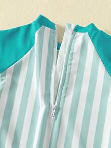 SHEIN Bộ đồ bơi dài tay chống nắng cho bé trai, họa tiết cua dễ thương, sọc xanh tương phản, thích hợp cho kỳ nghỉ, bãi biển, lướt sóng, đồ bơi dài tay cho bé trai. - màu xanh lá - Xem 7