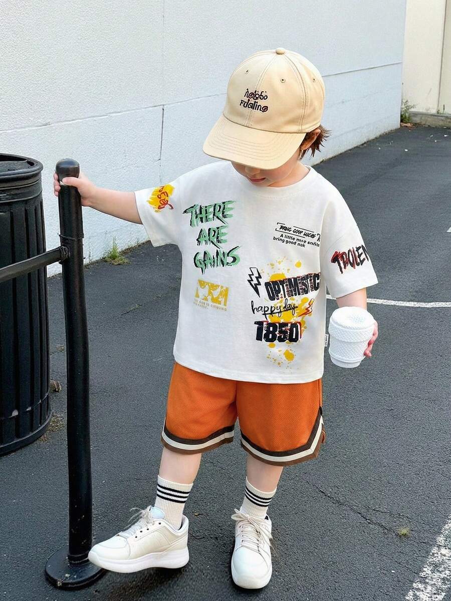 Set de 2 piezas de top de manga corta con estampado y pantalones cortos con cintura contrastante, cómodo y casual para niños, adecuado para primavera y verano - Multicolor - Ver 1