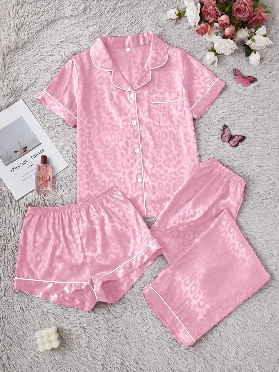 LuxeNights 女士优雅豹纹提花领短袖短裤长裤三件套睡衣套装,仿丝绸 - 粉色 - 查看 1