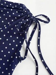 SHEIN Đầm trẻ em/thiếu nữ màu xanh hải quân in chấm bi, thiết kế lệch vai, xếp ly, thắt nơ, eo chun, kiểu dáng thanh lịch, thích hợp cho các hoạt động mùa xuân/hè. - Xanh đậm - Xem 4