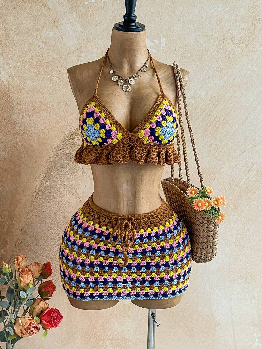 Soleia 女士波西米亚风花卉钩编露背针织上衣和抽绳腰时尚迷你裙两件套 - 白色 - 查看 1