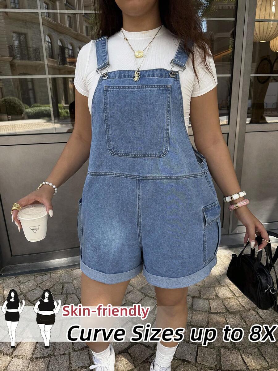 SHEIN CURVE+ 大码女式夏季休闲时尚街头风日常通勤上学翻盖口袋牛仔背带短裤 - 中等水洗藍 - 查看 1