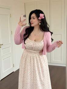 Vibekara Set de 2 piezas: Chaqueta corta acanalada linda emparejada con vestido mini con estampado floral diminuto - Rosa Pálido - Ver 1