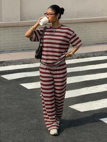 Muchica Setelan Kasual 2 Potong Atasan dan Celana Panjang Motif Garis-garis Burgundy Ukuran Plus - Burgundy - View 6
