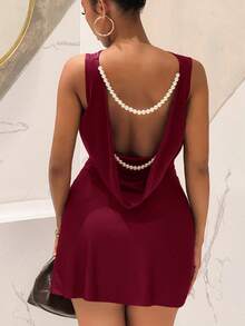Slaydiva Đầm mini dáng chữ A không tay cổ chữ V, eo nhún, lưng hở, đính chuỗi ngọc trai, chất liệu satin co giãn, màu nâu, thích hợp cho tiệc sinh nhật, tiệc cocktail, ngày Valentine, Halloween, Giáng sinh, đám cưới. - Màu Đỏ Sâu - Xem 7