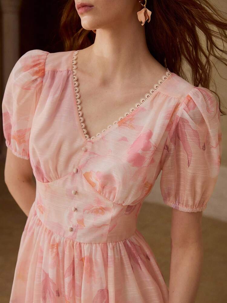 WOMEN'S 2025 SUMMER FRENCH LACE VACATION STYLE V-NECK PRINTED DRESS