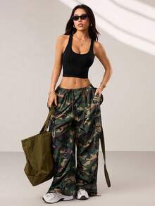 Dewbera Seamless Sports Bra, Fitted Sports Bra, Sports Camisole Bra - Black - View 4
