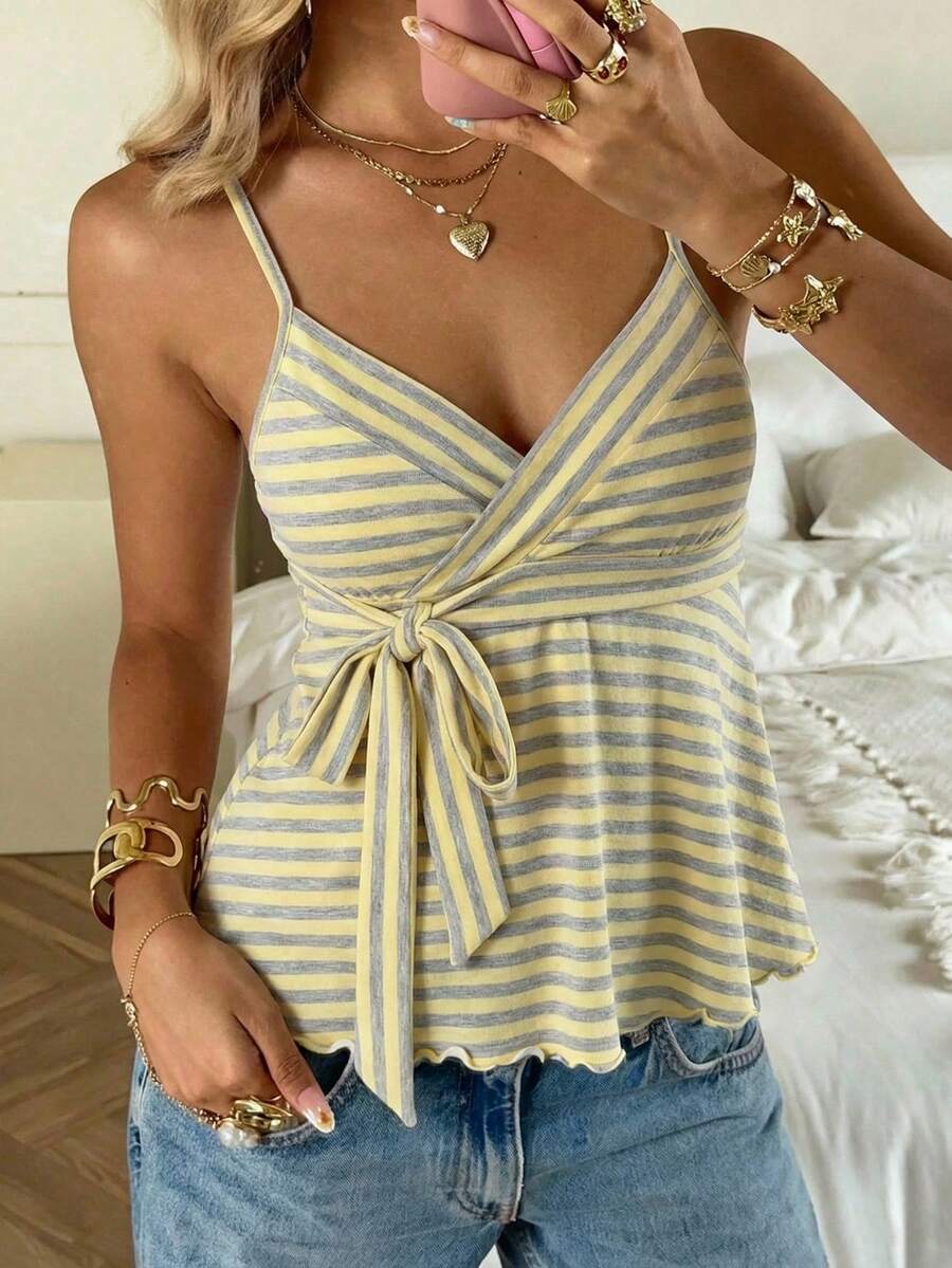 CovetEZ 女士春夏新品 - 甜美休闲多巴胺奶油黄清新少女风侧边荷叶边吊带背心 - 彩色 - 查看 1