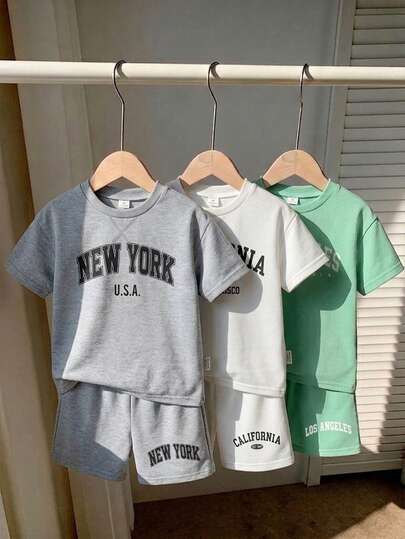 SHEIN Streecool Kids 6件套男童字母印花休闲运动校园风短袖T恤+短裤套装