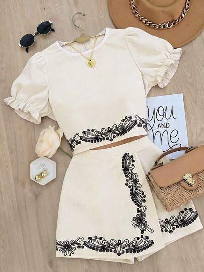 Franclia Conjunto de 2 piezas de top de manga abullonada con cuello redondo y mini falda, de estilo versátil, casual, elegante, clásico, de moda, de ocio, de resort, encantador, urbano, de negocios, de trayecto, juguetón, para el Día de San Valentín, para citas, para la playa, con estampado digital para mujeres