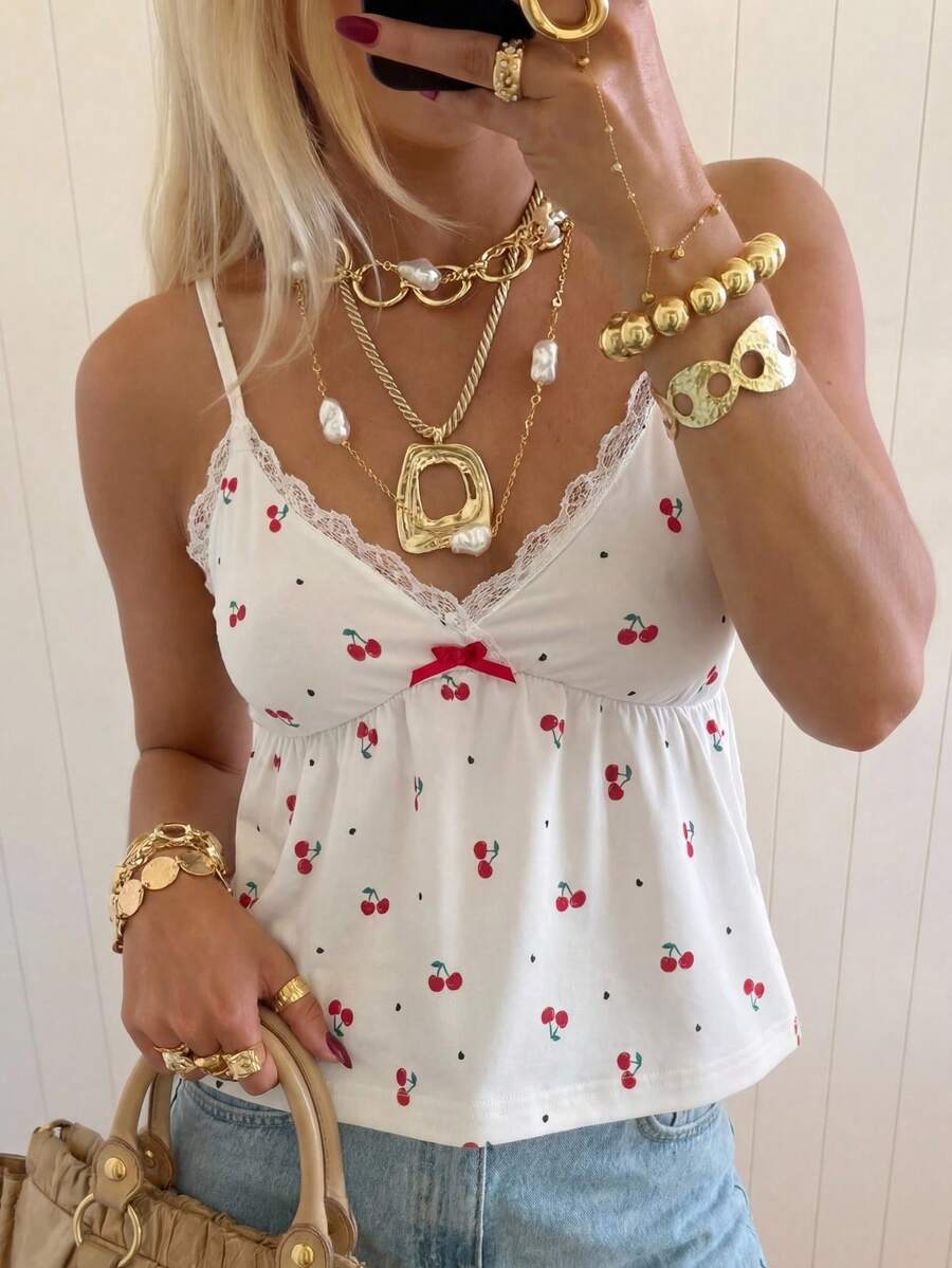 CovetEZ 女士撞色蕾丝樱桃印花时尚吊带衫 - 米色 - 查看 1