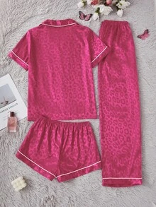 LuxeNights 女士优雅豹纹提花领短袖短裤长裤三件套睡衣套装，仿丝绸 - 玫紅色 - 查看 2