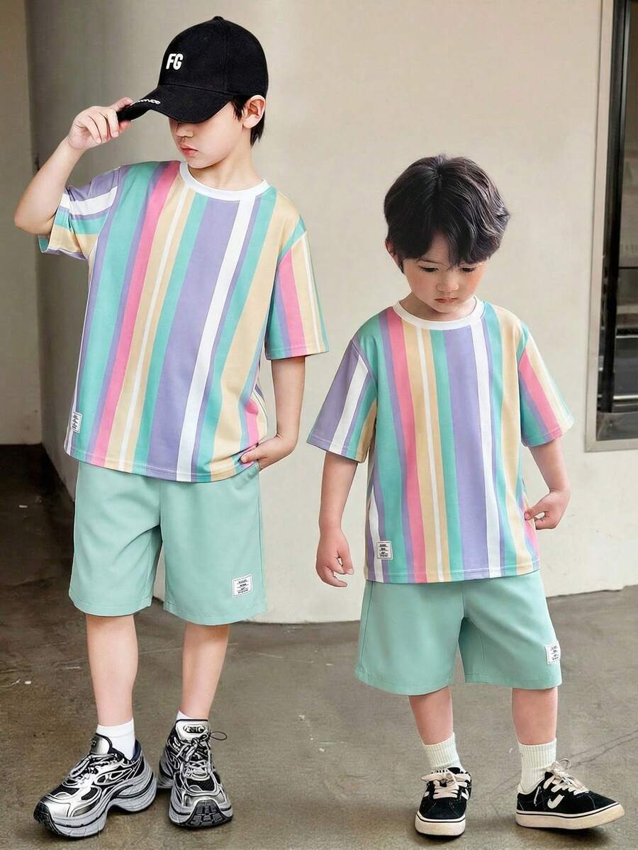 SHEIN Little Byeori Tween Boy Light Blue Striped Print T-Shirt & Casual Cargo Shorts Set,Summer Vacation Outfits,Y2k Streetwear Retro Birthday Clothes For Kids,2 Pcs