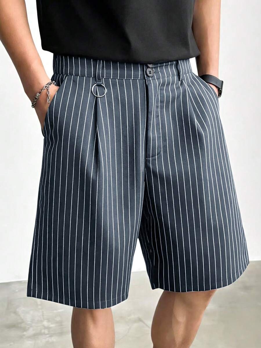 Manfinity Hypemode Phong cách đường phố dành cho nam giới trẻ tuổi, sản phẩm đa năng: Quần short nam dáng rộng xếp ly kẻ sọc, cài hai nút, phù hợp với phong cách đường phố, trang phục thường ngày, đi chơi cuối tuần, lễ hội âm nhạc, tiệc tùng và các dịp xã hội khác của giới trẻ. Chiếc quần short này là một món đồ đa năng không thể thiếu trong tủ quần áo của nam giới và là một món quà tuyệt vời dành cho bạn trai hoặc chồng. - Màu xanh bụi bặm - Xem 1
