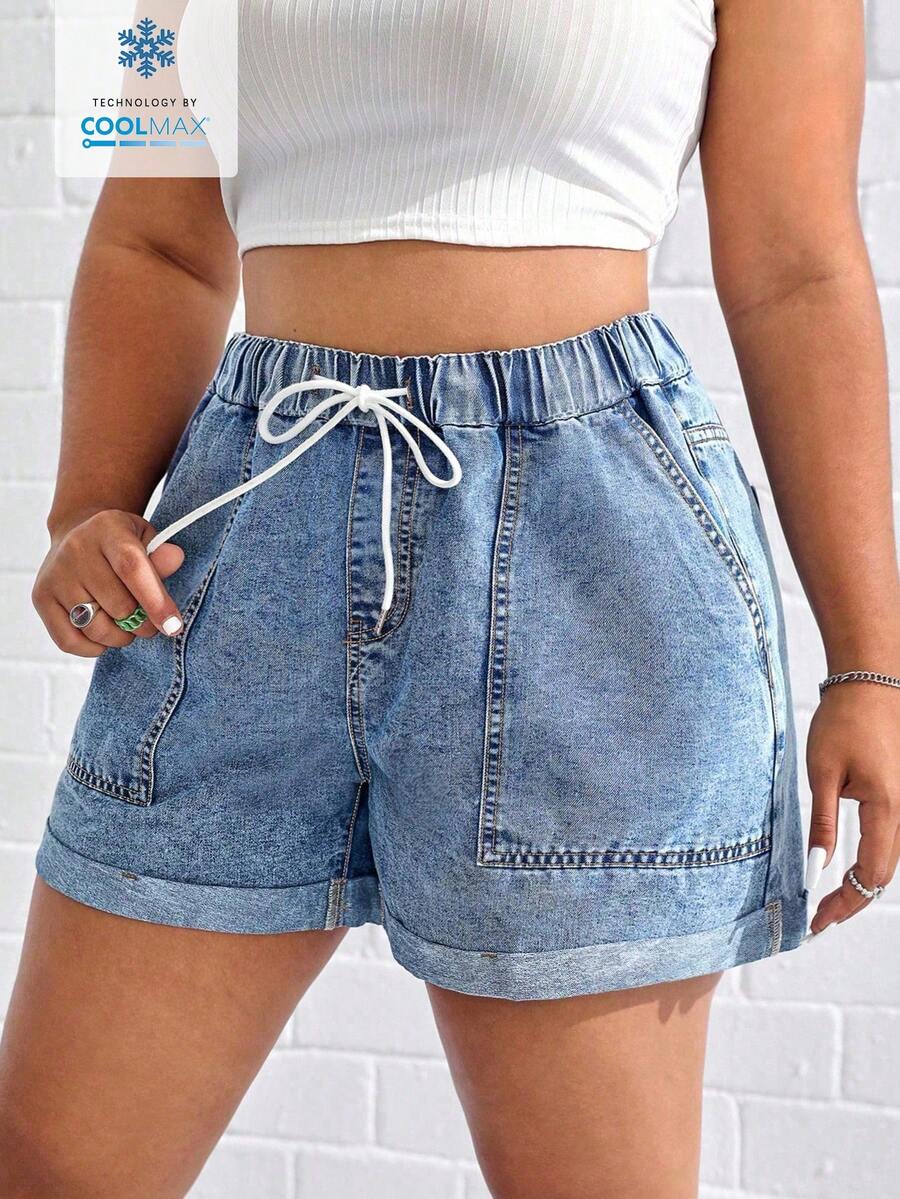 SHEIN ICON Quần short denim dáng rộng, thoải mái, đa năng dành cho nữ cỡ lớn, thích hợp mặc hàng ngày vào mùa hè, có dây rút ở eo, túi xéo và gấu quần xắn lên. - Màu xanh lam - Xem 1