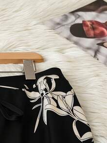SHEIN CURVE+ Celana Kasual Wanita Ukuran Besar Bermotif, Cocok untuk Semua Musim Gugur - Hitam dan Putih - View 6