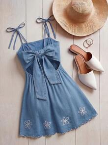 SHEIN MOD Đầm denim nữ kiểu dáng thường ngày, thêu hoa, buộc dây, hở lưng, thích hợp cho kỳ nghỉ. - Rửa nhẹ - Xem 2