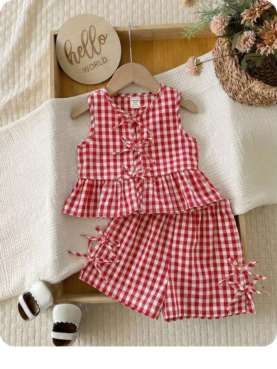 SHEIN LMoss Kids Bộ đồ liền thân không tay kẻ caro đỏ giản dị mùa hè cho bé gái và quần short cạp chun - Đỏ và trắng - Xem 1
