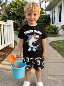 SHEIN 男童休闲简约T恤套装，经典时尚3D鲨鱼印花，适合海滩玩耍，春夏皆宜 - 彩色 - 查看 2