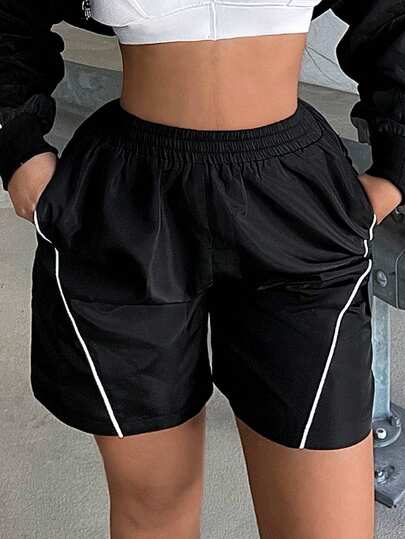 SHEIN SXY 大码女式松紧腰带口袋休闲宽松短裤