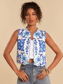 Travachic Embroidered Shell Trim Floral Print Vacation Camisole - Blue and White - View 3