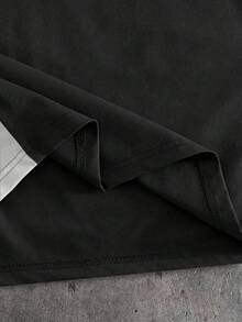 AXEPEAK Men's Geometric Print Round Neck Casual Short Sleeve T-Shirt - Black and White - View 3