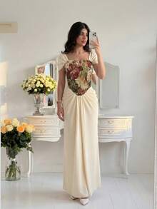 Modelyn Đầm nữ màu mơ dệt kim tay ngắn phối họa tiết jacquard, eo xếp ly, gấu đầm thanh lịch, lãng mạn, thích hợp cho mùa xuân/hè. - Màu be - Xem 4