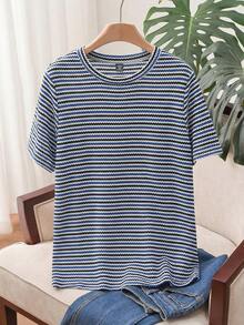 CosyJoli Camiseta de verano casual de cuello redondo y manga corta con estampado de rayas para mujer de talla grande - Azul - Ver 2