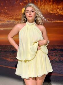 Hourglow Plus Size Women Pleated Halter Neck Tie Top And Mini Skirt 2 Pieces Set, For Hourglass Body Shape - Yellow - View 7