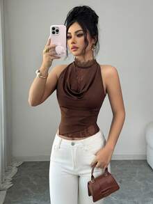 Elenzga 女士优雅棕色荷叶边领口二合一蕾丝领露背背心，修身设计凸显身材，适合通勤、日常穿着，展现优雅气质。优雅的夏季装扮，圣诞节、新年、白色新年装扮、派对、海滩、优雅休闲、浪漫、情人节、约会、毕业季服装，时尚休闲通勤装，商务办公装，百搭时尚休闲日常装，都市教师职业装。 - 棕色 - 查看 5