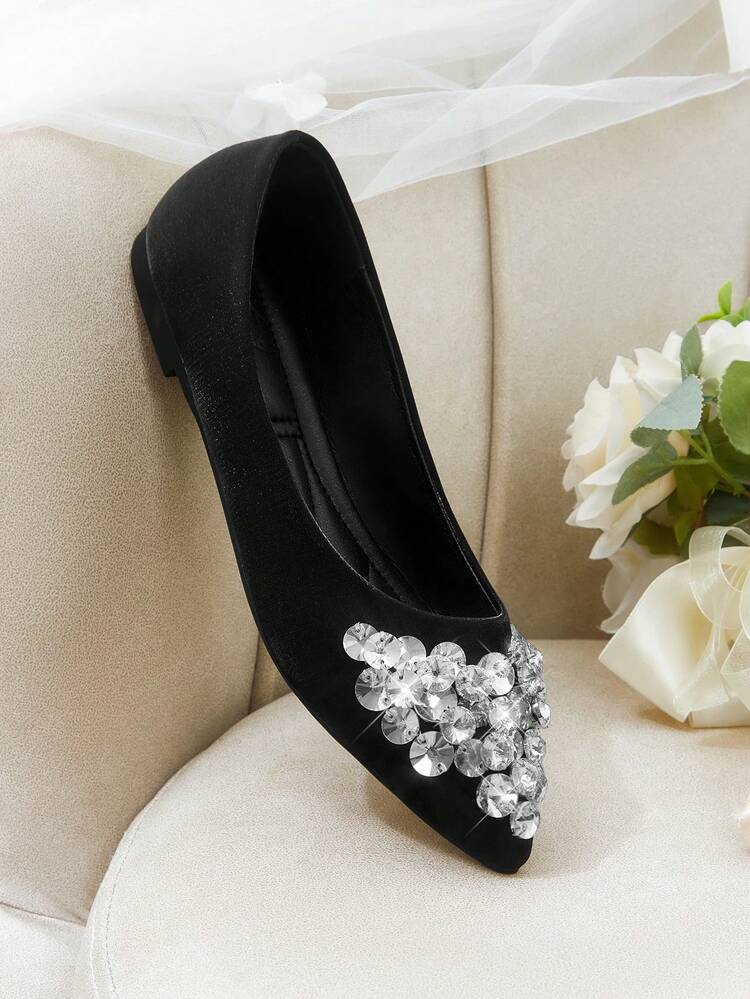 CUCCOO HITCHD Pointed Toe Non-Slip Soft Bottom Low Vamp Handmade Glass Beaded Versatile Commuting Elegant Fairy Style Flat Shoes, Black