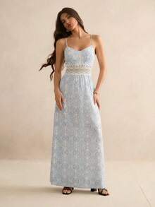 SHEIN Tall 女士印花撞色蕾丝吊带连衣裙,假日装,女士度假套装,度假连衣裙,海滩度假套装,热带度假女装,夏季女装,吊带裙,日常穿着,露背连衣裙,长款连衣裙,印花连衣裙,女士,适合派对、约会、下午茶、夏季套装、海滩度假、音乐节等场合 - 藍白色 - 查看 4