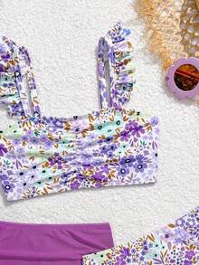 SHEIN Vintaside Kids 少女碎花比基尼套装，三件套泳衣，配有可调节肩带上衣、三角泳裤和雪纺裙，适合夏季度假、海滩、游泳池、假日派对等场合。 - 紫色 - 查看 4