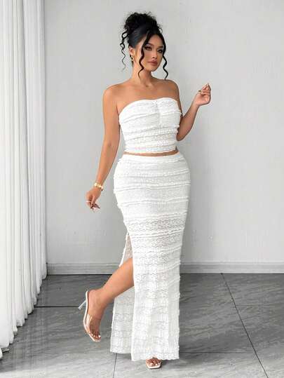 Elenzga 大码女装夏季新款白色无肩带蕾丝提花荷叶边露脐上衣+长开衩修身半裙两件套，适合婚礼/晚宴/派对/生日/海滩度假、拍照、网红打卡等场合。
