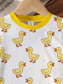 SHEIN Playful Pals 女童休闲简约白色底黄色小鸭数码印花圆领短袖T恤，适合夏季上学、居家、户外活动穿着，可爱夏季女童装，韩版风格 - 彩色 - 查看 4