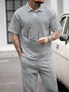 Manfinity CasualCool 男士纯色短袖 Polo 衫和休闲裤套装 - 灰色 - 查看 3