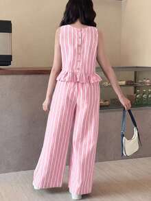 SHEIN Conjunto de blusa sem mangas listrada azul e branca com botões de madeira e calça reta para adolescentes. Ideal para férias de primavera/verão, festas, volta às aulas, piqueniques em família e uso diário. - Rosa - Ver 2