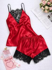 Pijama de dos piezas satinada ,blusa de tirantes con diseño de encaje y short con resorte - rojo - Ver 2