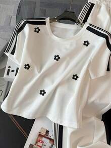 Franclia Fitted Short Round Neck Raglan Short Sleeve T-Shirt + Straight Leg Pants With Side Pockets - White - View 6