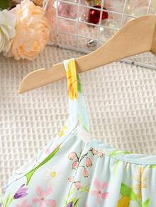 SHEIN Playful Pals 小女孩可爱兔子和花朵印花荷叶边吊带连衣裙，适合夏季度假 - 薄荷綠 - 查看 6