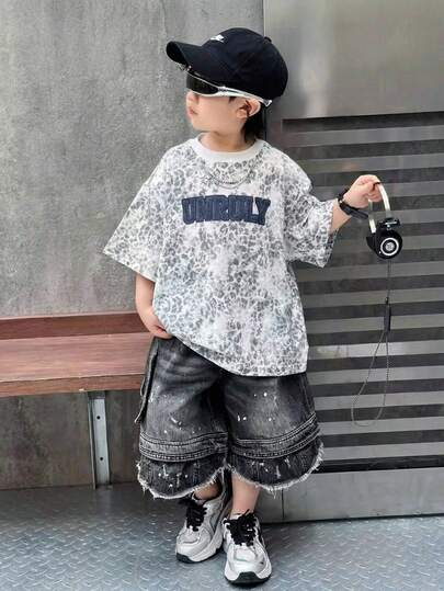 这款男童休闲运动学院风宽松柔软舒适圆领T恤，适合儿童、男孩返校穿着，也适合生日派对、聚会、演出、婚礼、洗礼、日常穿着，适合上学、旅行、运动，适合春夏季节穿着。