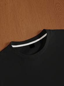 Manfinity Hypemode Men's Casual Heart Print Short Sleeve T-Shirt - Black - View 5