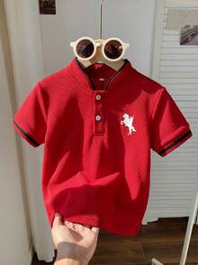 SHEIN Áo sơ mi cài cúc họa tiết hiệp sĩ cho bé trai, kiểu dáng thường ngày, thích hợp cho du lịch và dã ngoại. - Đỏ - Xem 1