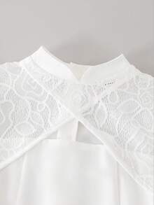SHEIN 少女白色蕾丝拼接A字连衣裙，镂空设计，优雅休闲，日常通勤百搭，适合外出、派对、拍照等场合 - 白色 - 查看 7